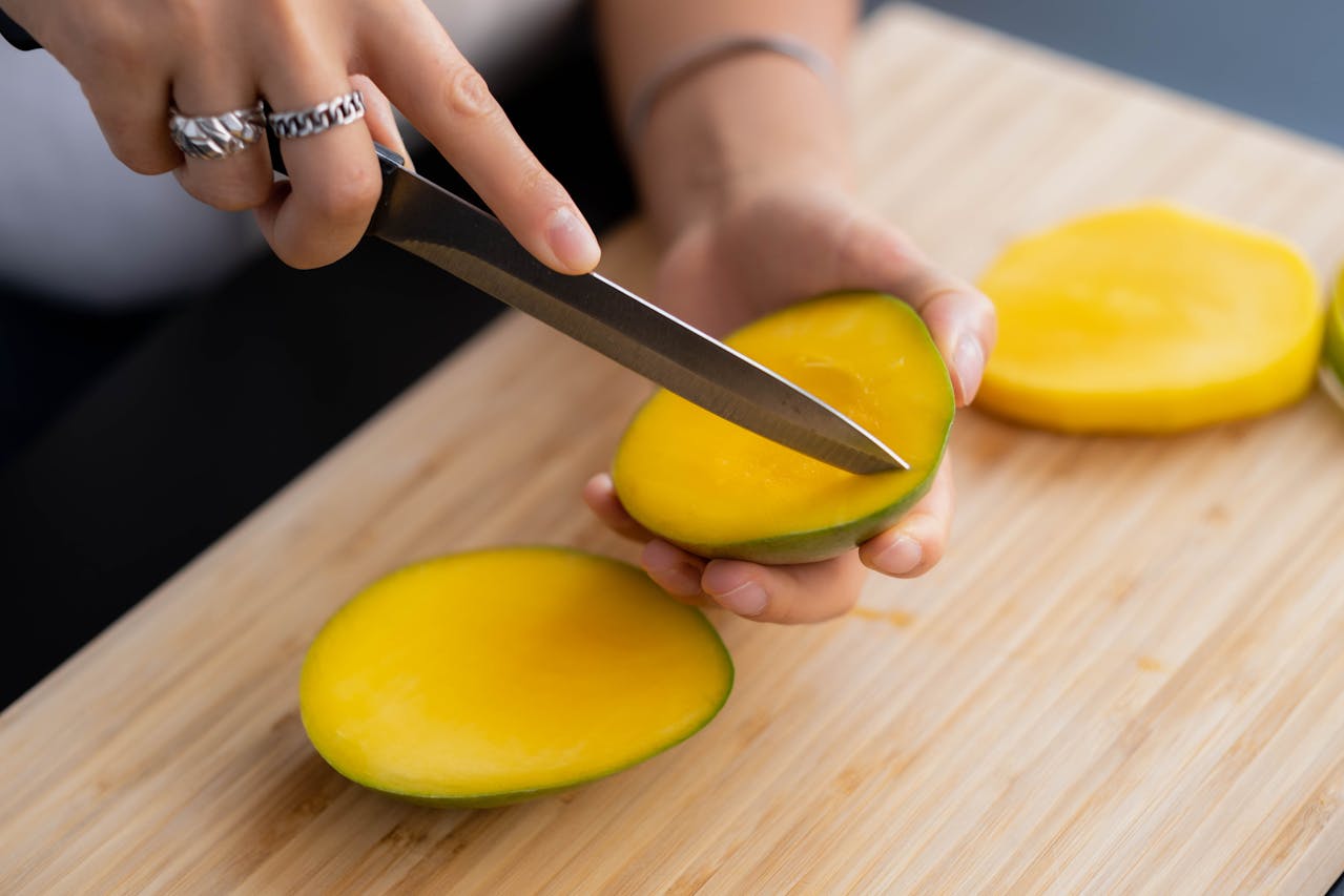 Can Dogs Eat Mango? Exploring the Sweet Treat Safely