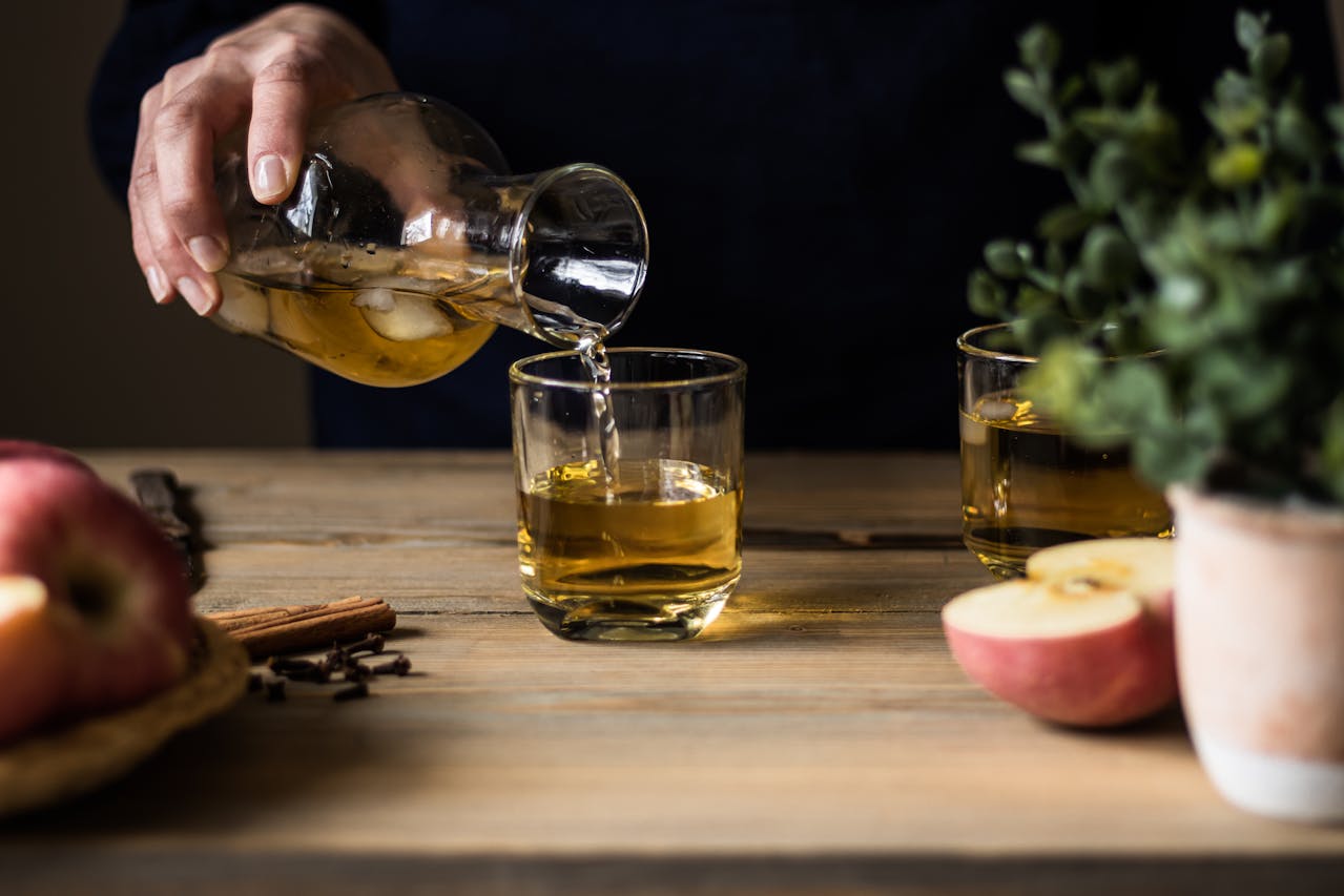 Apple Cider Vinegar for Dogs: Safe Uses & Benefits